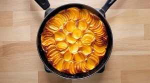 « Une poêle, et c’est tout » : le gâteau aux pommes que je fais sans four